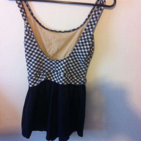 bathing suit - Picture 2 of 2
