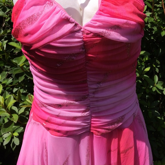 $Party In Pink! You will look ravishing! %30 off! - Picture 2 of 4