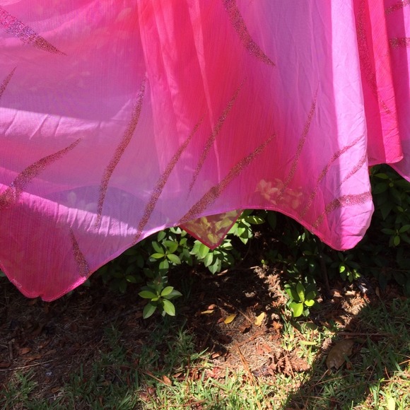 $Party In Pink! You will look ravishing! %30 off! - Picture 4 of 4