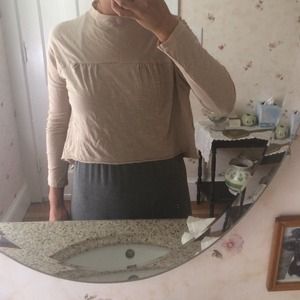 Long sleeve Urban Outfitter crop top