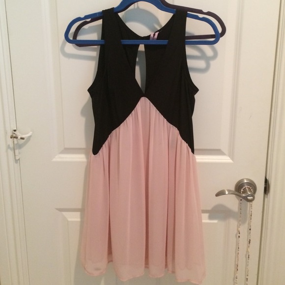 Dress pink and black