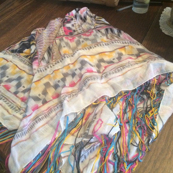 Colorful scarf!
