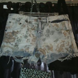 Free People shorts size 30 and American eagle stud