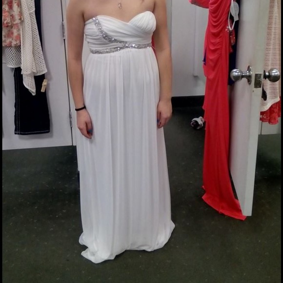 Long white ball dress