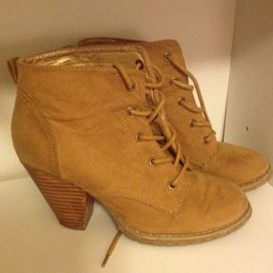 Forever 21 Tan Suede Booties