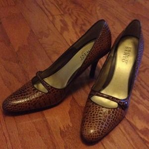 Franco Sarto pumps