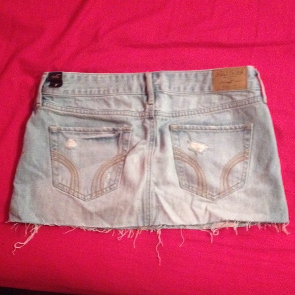 Hollister Skirt - Picture 2 of 2