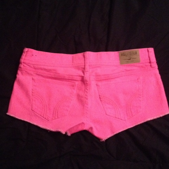 Hollister Shorts - Picture 2 of 2