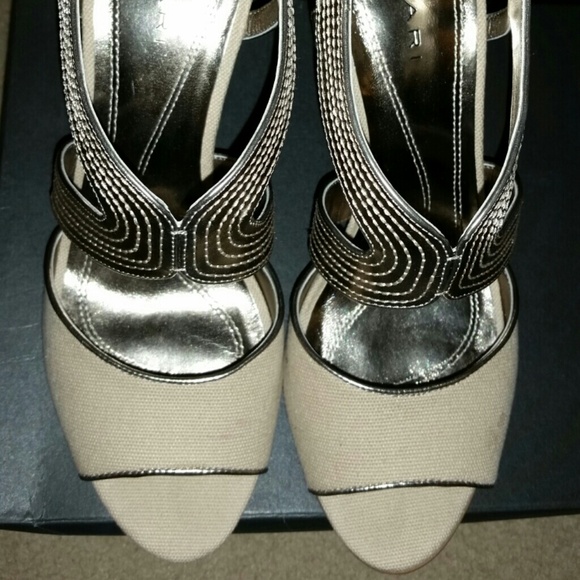 Elie Tahari sandals