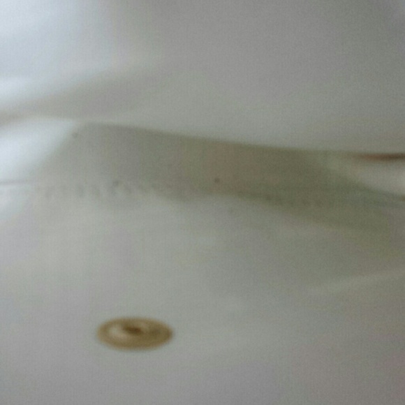 Xtra pictures of small Dooney & Bourke