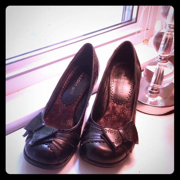Madden Girl Mary Janes CUTE!