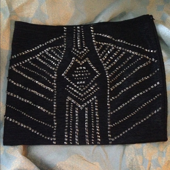 Guess mini skirt