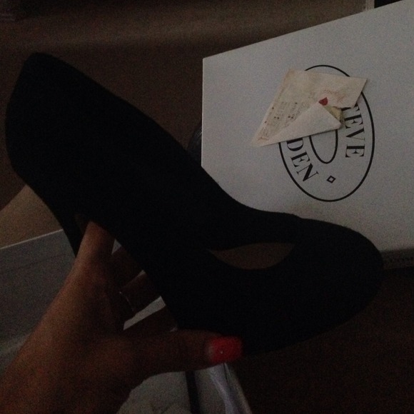 Steve Madden pumps
