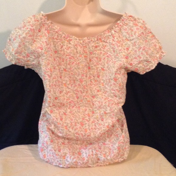 Hollister short sleeve top - Picture 3 of 4