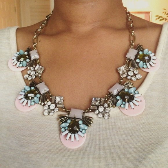 ❤️Sold in bundle ❤️Candy Los Angeles Bib - Picture 2 of 2