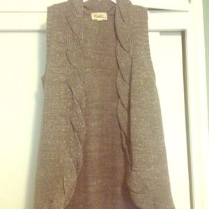 Forever 21 knitted vest with braided sides