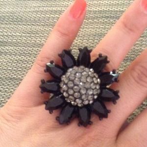 Black crystal flower ring
