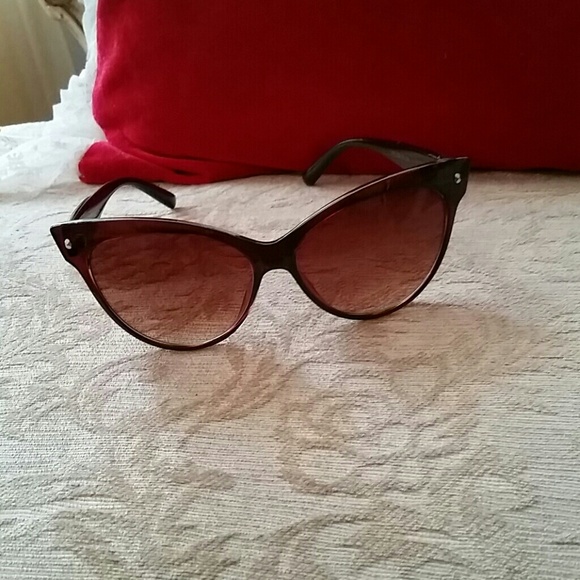 Accessories - Cat eye glasses