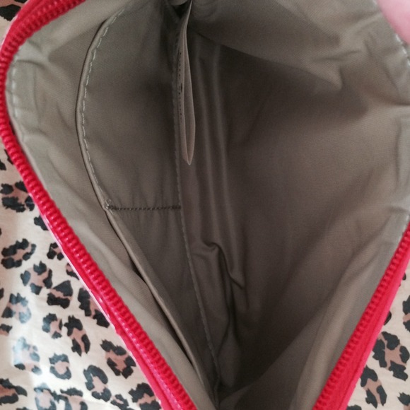 🚫SOLD-bundle💖 Kate Spade mini pouch/wallet/purse - Picture 4 of 4