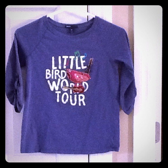 Blue shirt,little bird world tour