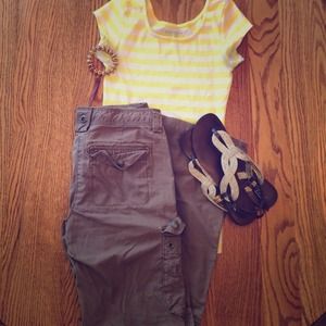 Size 0 petite favorite fit J. Crew cargo pants