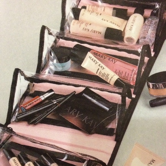 💢Bundled💢Mary Kay Beauty Travel Roll Up - Picture 3 of 3