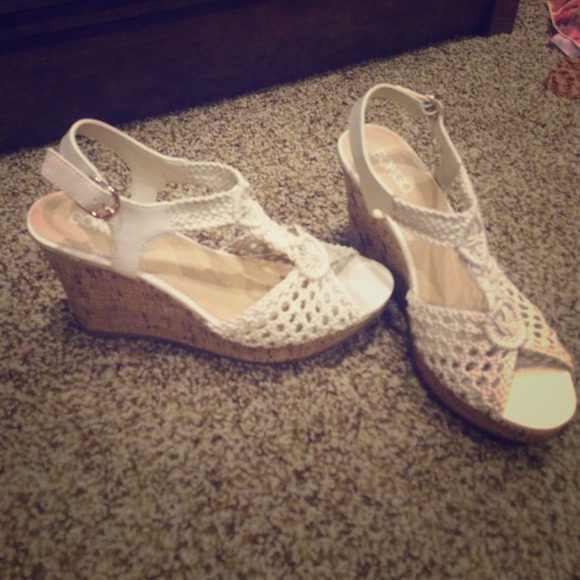 BONGO wedges