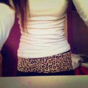 🎀 Victoria's Secret Leopard Print Yoga Pants 💫