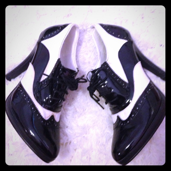 Charlotte Russe laced spectator heels