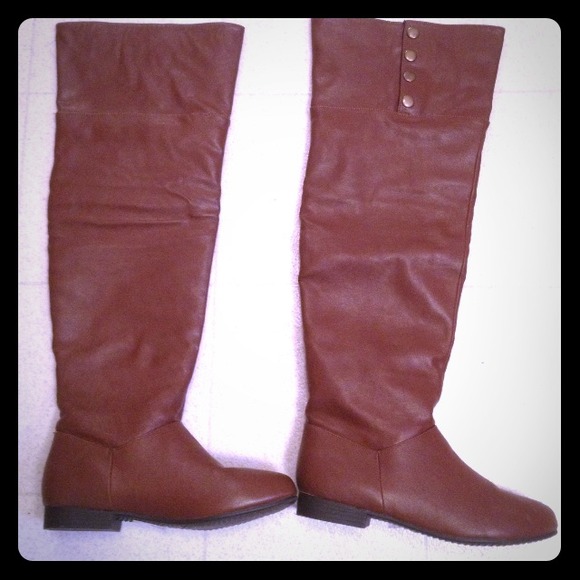 Shoe dazzle brown boots! NWOT
