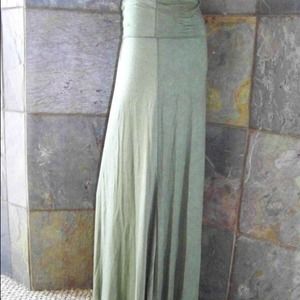 Olive maxi skirt-never worn