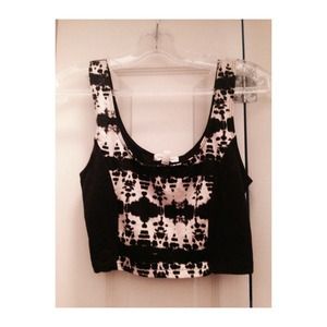 Urban outfitters: silence + noise crop top