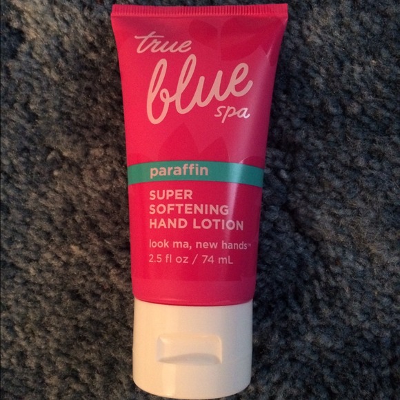 Look Ma, New Hands! True Blue Spa Lotion