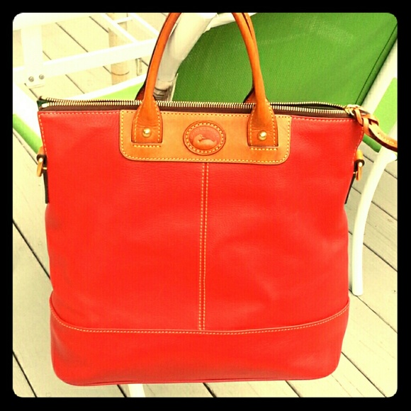 Dooney & Bourke