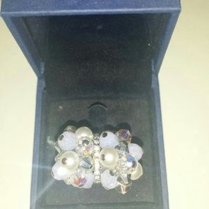 Swarovski event ring sz sm retired.