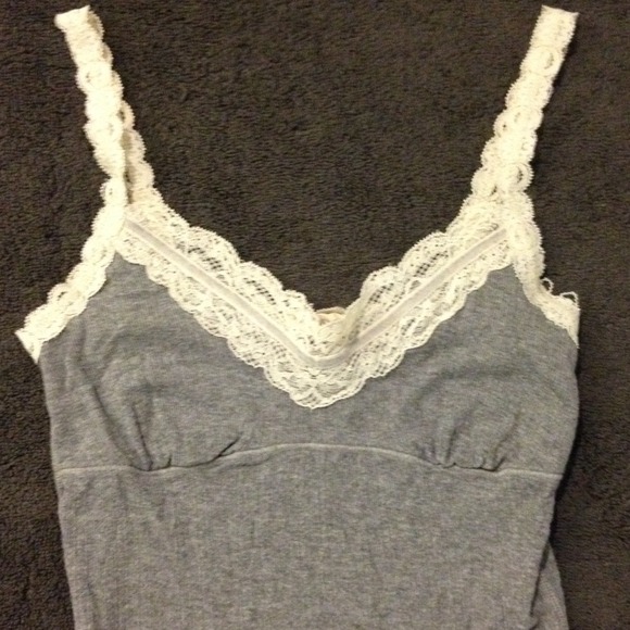 🎀BUNDLED🎀LACE grey tank top - Picture 3 of 3
