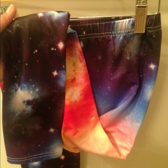 Galaxy Leggings - Picture 3 of 3