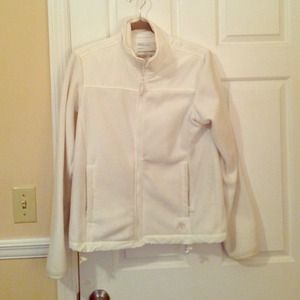 White fleece winter jacket no hood