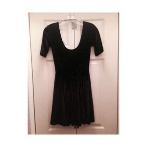 Black velvet dress urban outfitters