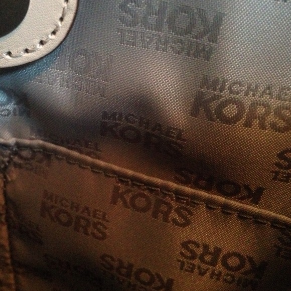 Michael Kors purse Authentic - Picture 4 of 4