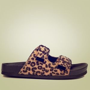 Tobi Leopard Print Sandals/Slides