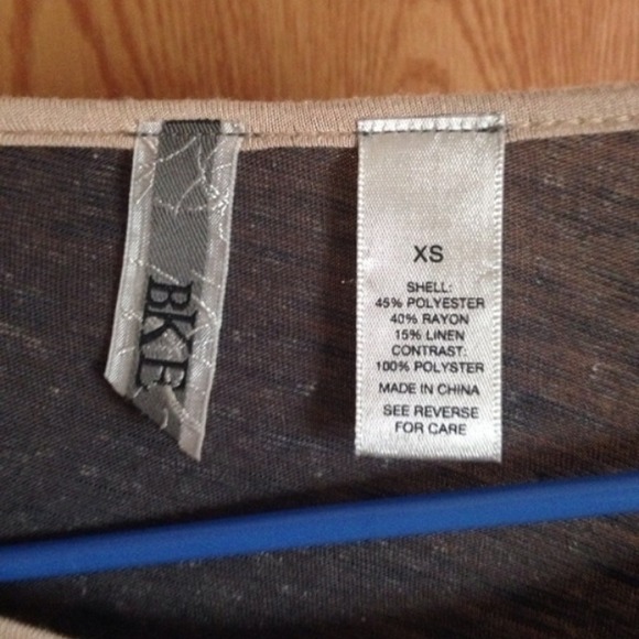 ❌SOLD❌Sequin sleeved buckle shirt - Picture 4 of 4