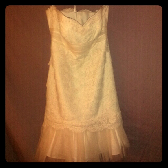 Db studio sz 4 wedding dress