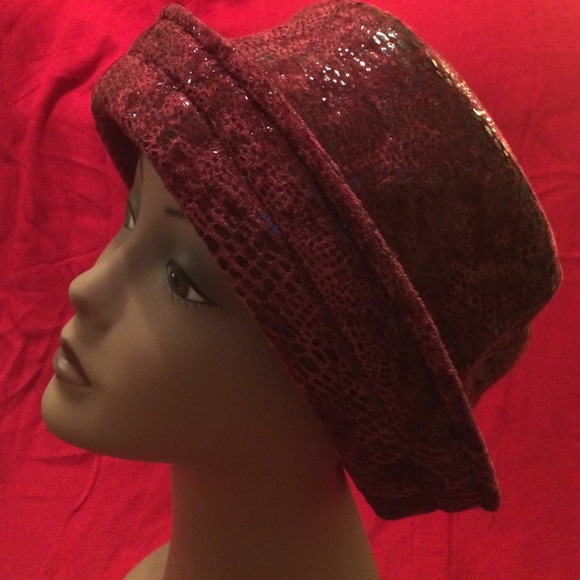 Hat. - Picture 4 of 4