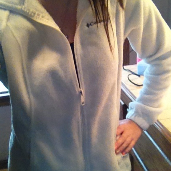 🚫SOLD🚫 white Columbia - Picture 2 of 3