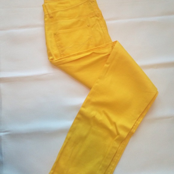 SOLD - Picture 4 of 4