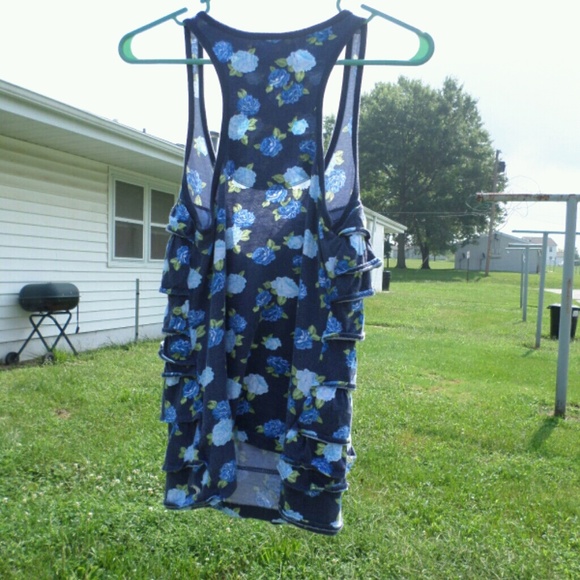 Floral racerback! - Picture 2 of 3