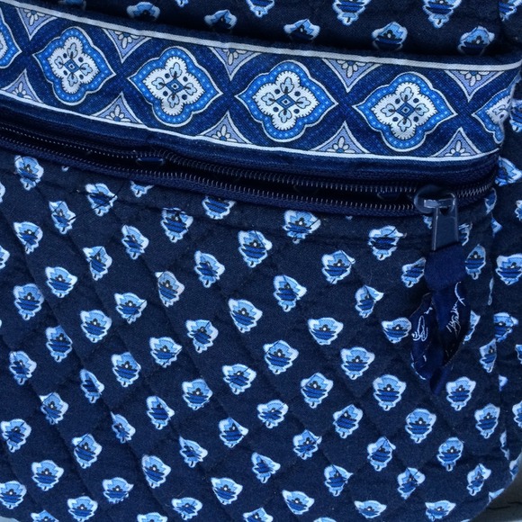 ❌SOLD❌VeryBradley Nantucket Navy Hipster Crossbody - Picture 4 of 4