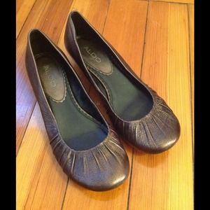 ALDO copper kitten heel round toe