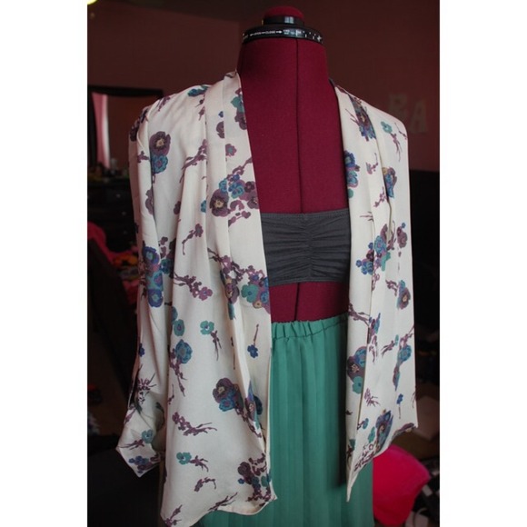 Floral kimono